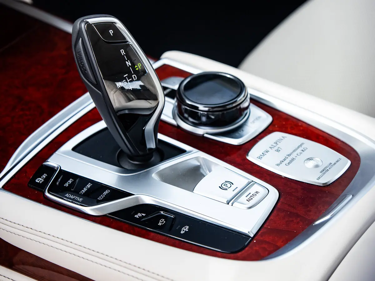 Alpina B7 G12 Restyling Седан — photo 12