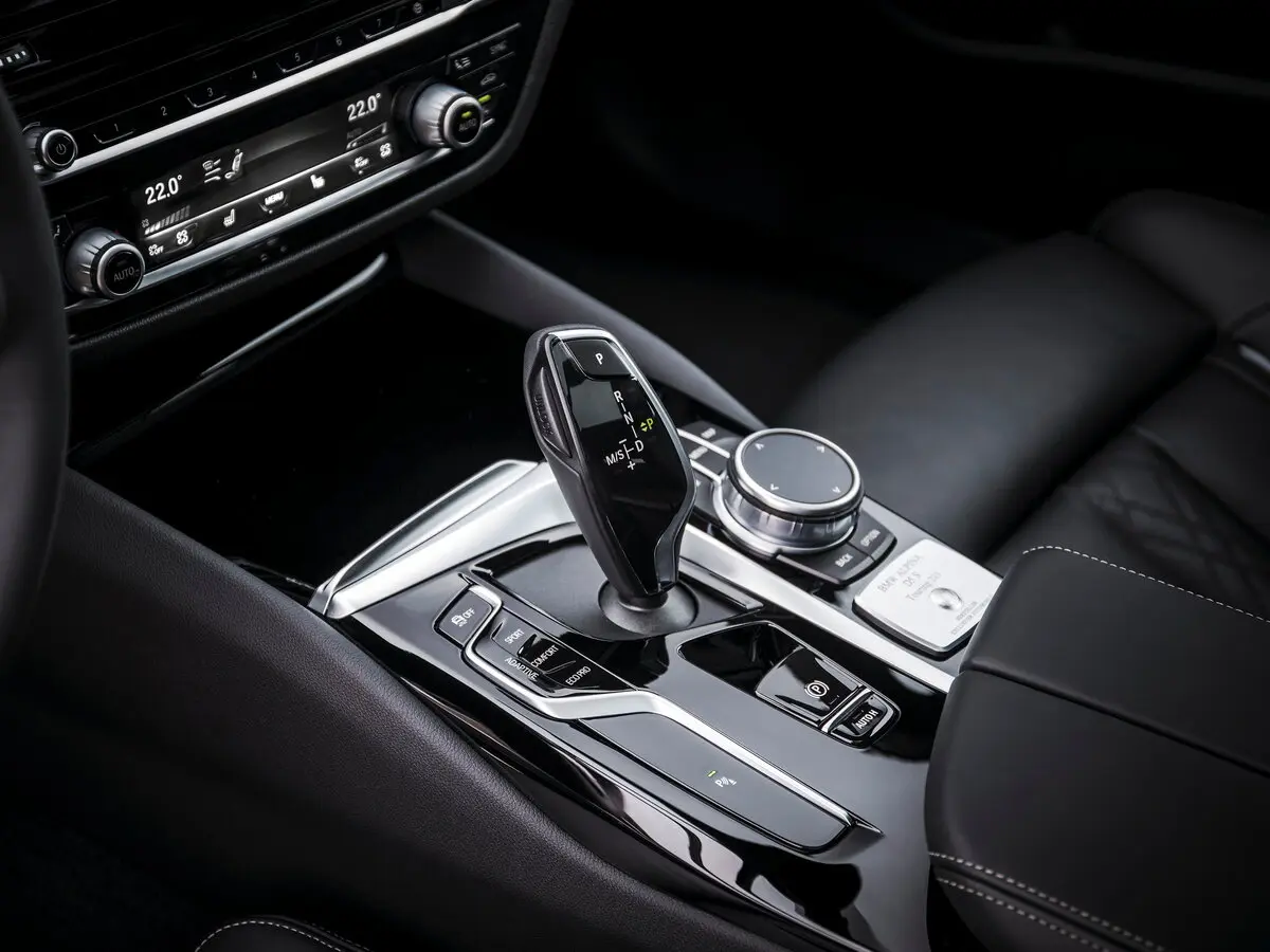Alpina D5 G30/G31 Restyling Универсал 5 дв. — photo 10