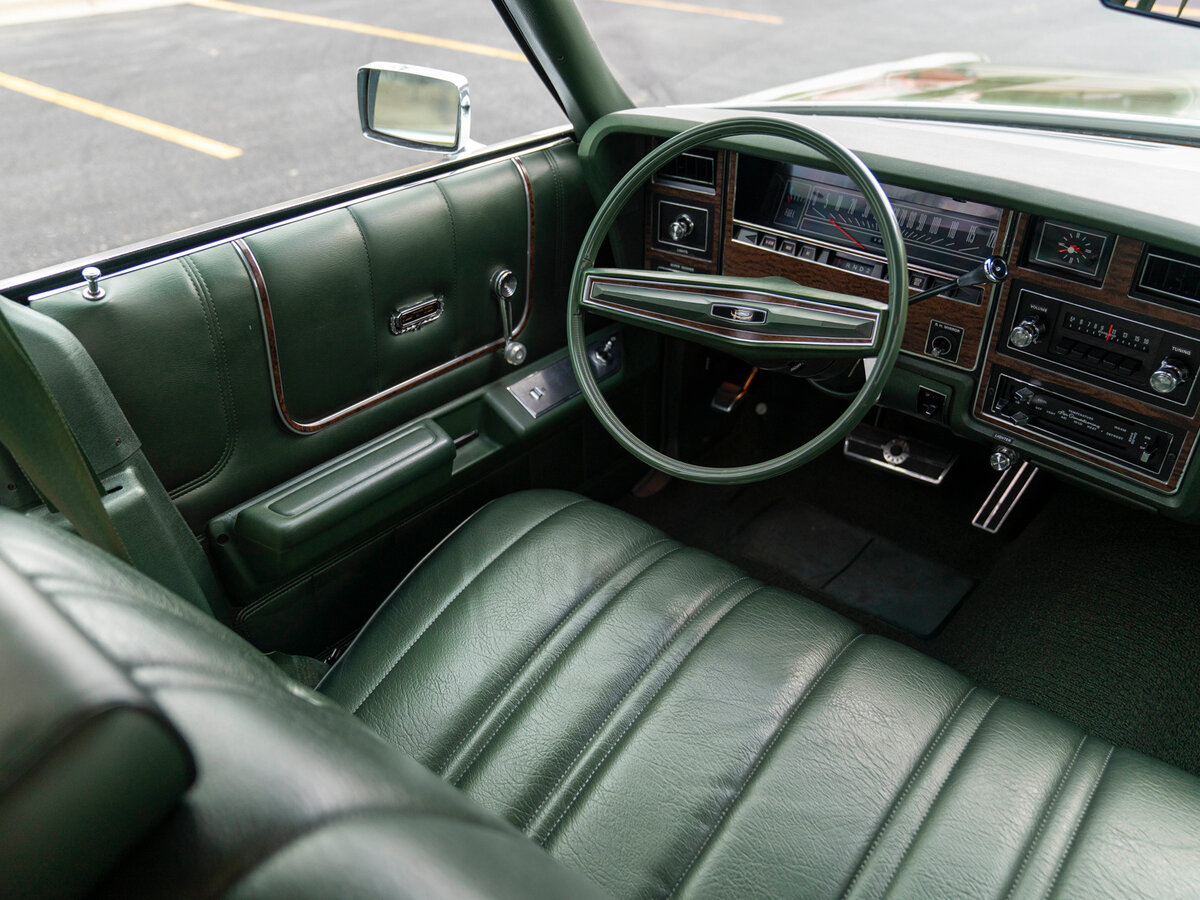 Ford LTD Country Squire I Универсал 5 дв. — фото 6