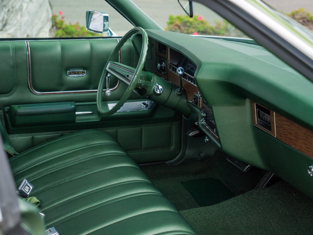 Ford LTD Country Squire I Универсал 5 дв. — фото 7