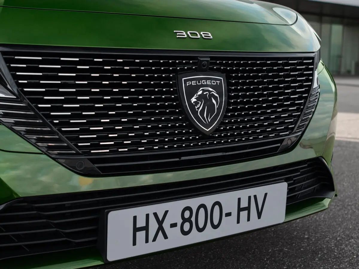 Peugeot 308 III Хэтчбек 5 дв. — сүрөт 15