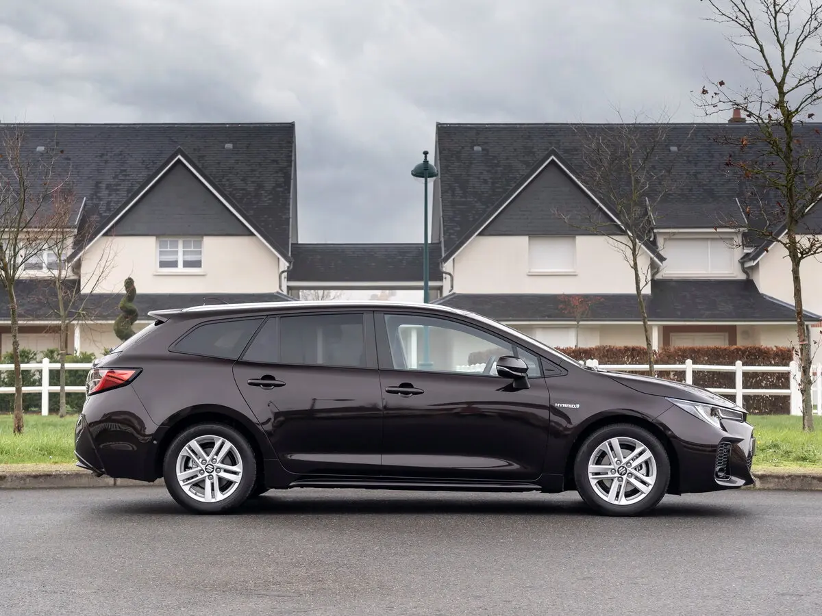 Suzuki Swace I Универсал 5 дв. — сүрөт 2
