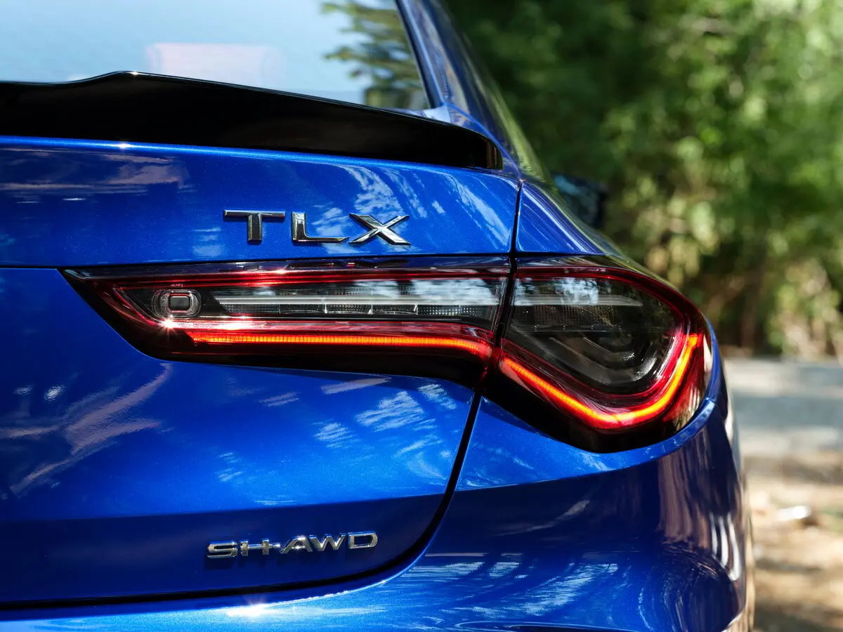 Acura TLX II Седан — photo 17