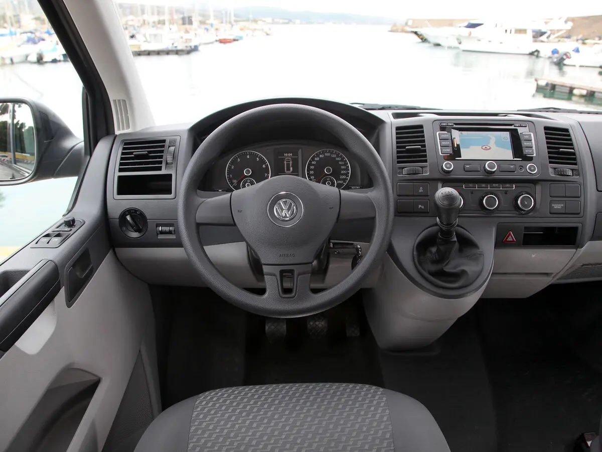 Volkswagen California T5 Рестайлинг Минивэн — сүрөт 6