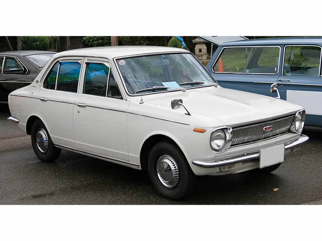 Toyota Corolla i (E10) Седан