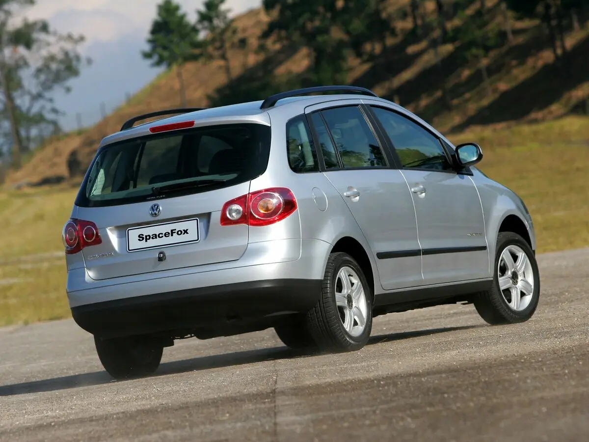 Volkswagen SpaceFox I Минивэн — 照片 5