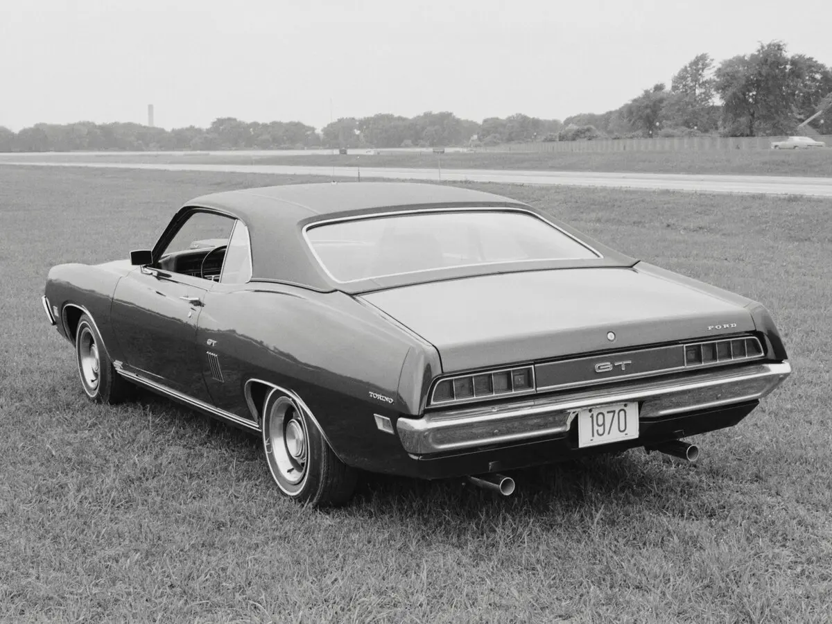 Ford Torino II Купе-хардтоп — сүрөт 4