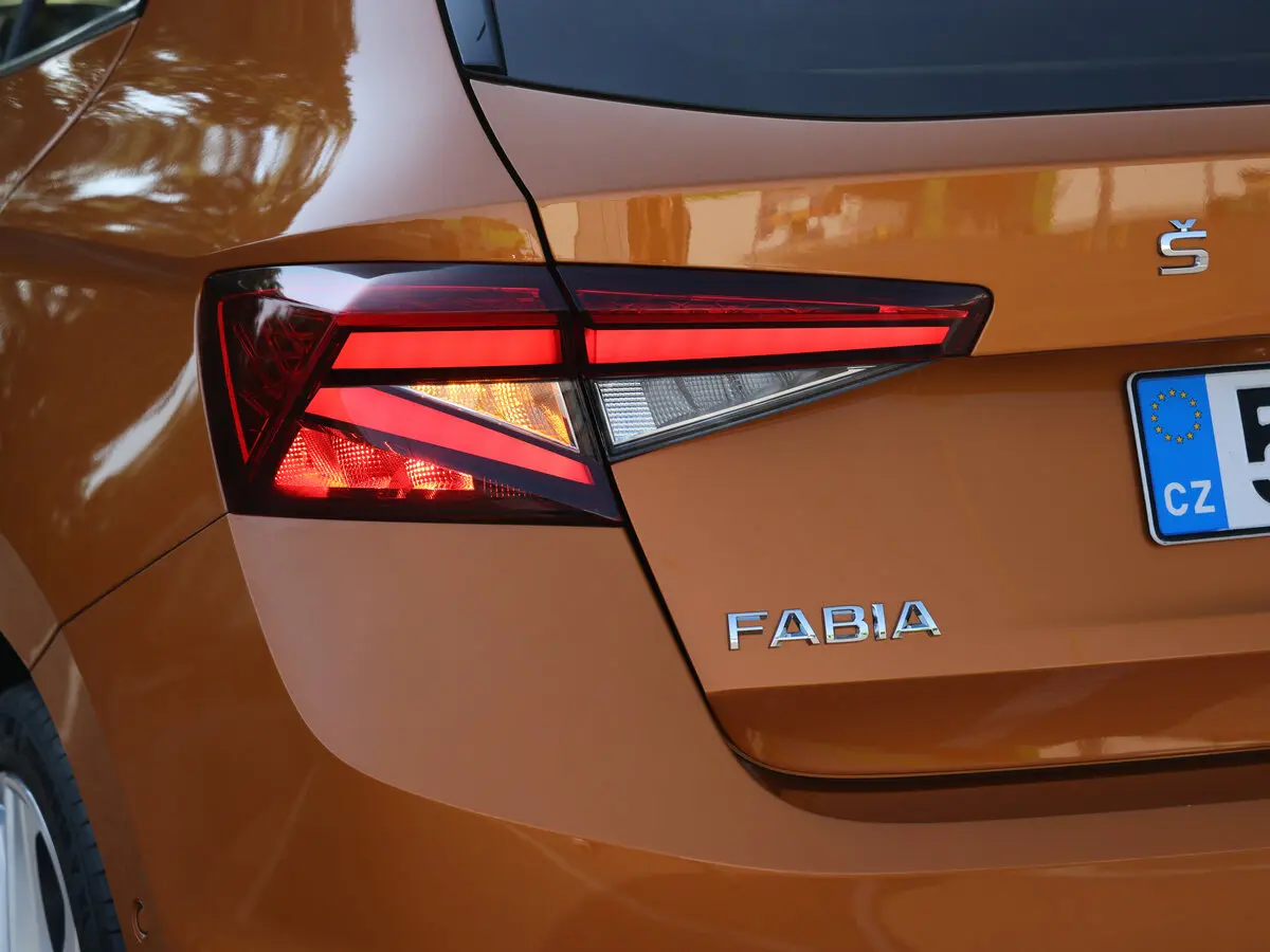 Skoda Fabia IV Хэтчбек 5 дв. — фото 18