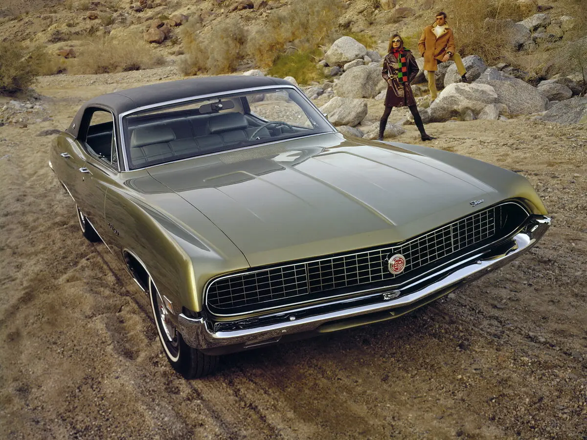 Ford Torino II Седан-хардтоп