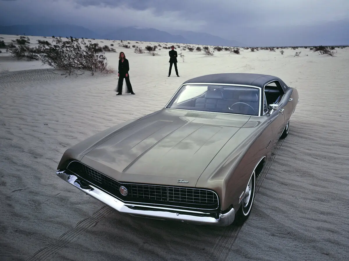 Ford Torino II Седан-хардтоп — сүрөт 2