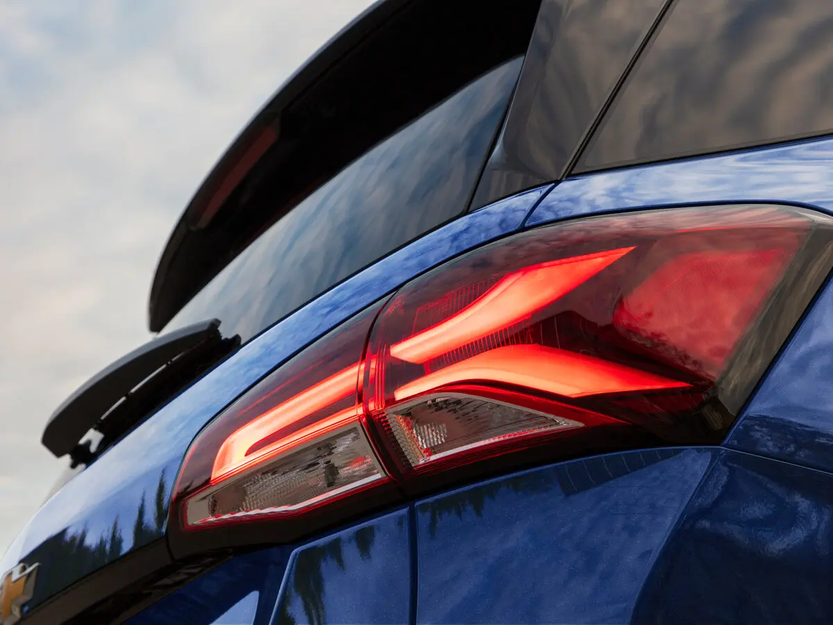 Chevrolet Equinox III Рестайлинг Внедорожник 5 дв. — сүрөт 13