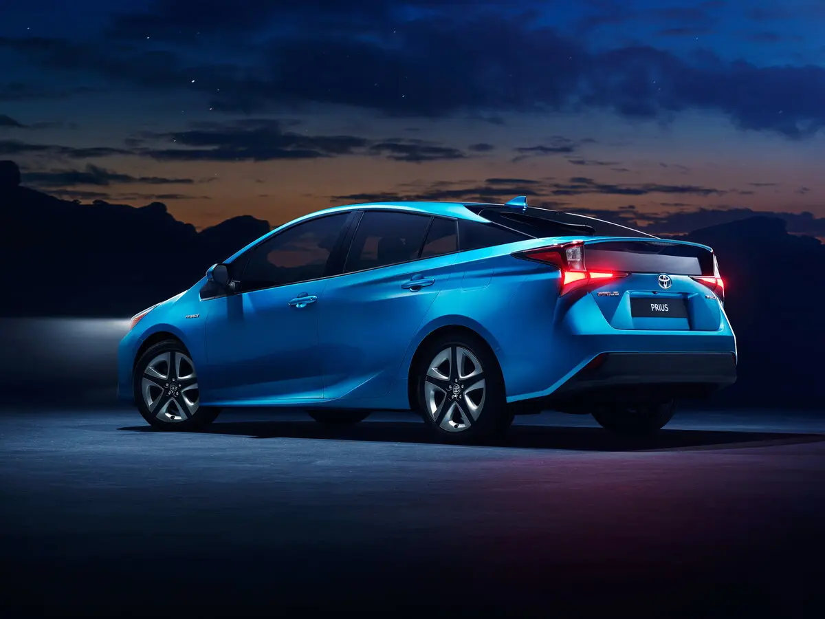 Toyota Prius IV Рестайлинг (XW50) Лифтбек — фото 5
