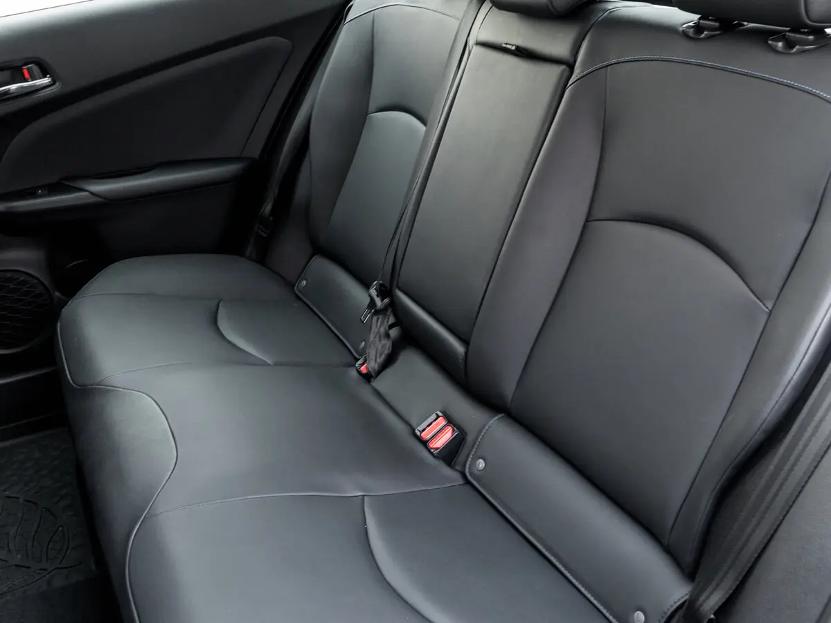 Toyota Prius IV Рестайлинг (XW50) Лифтбек — фото 10