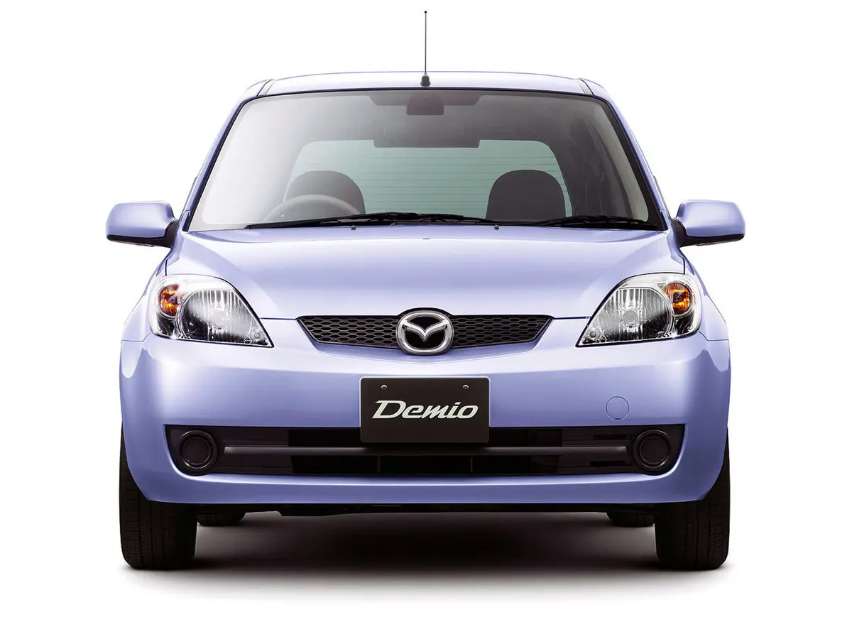 Mazda Demio II (DY) Рестайлинг Хэтчбек 5 дв. — фото 2