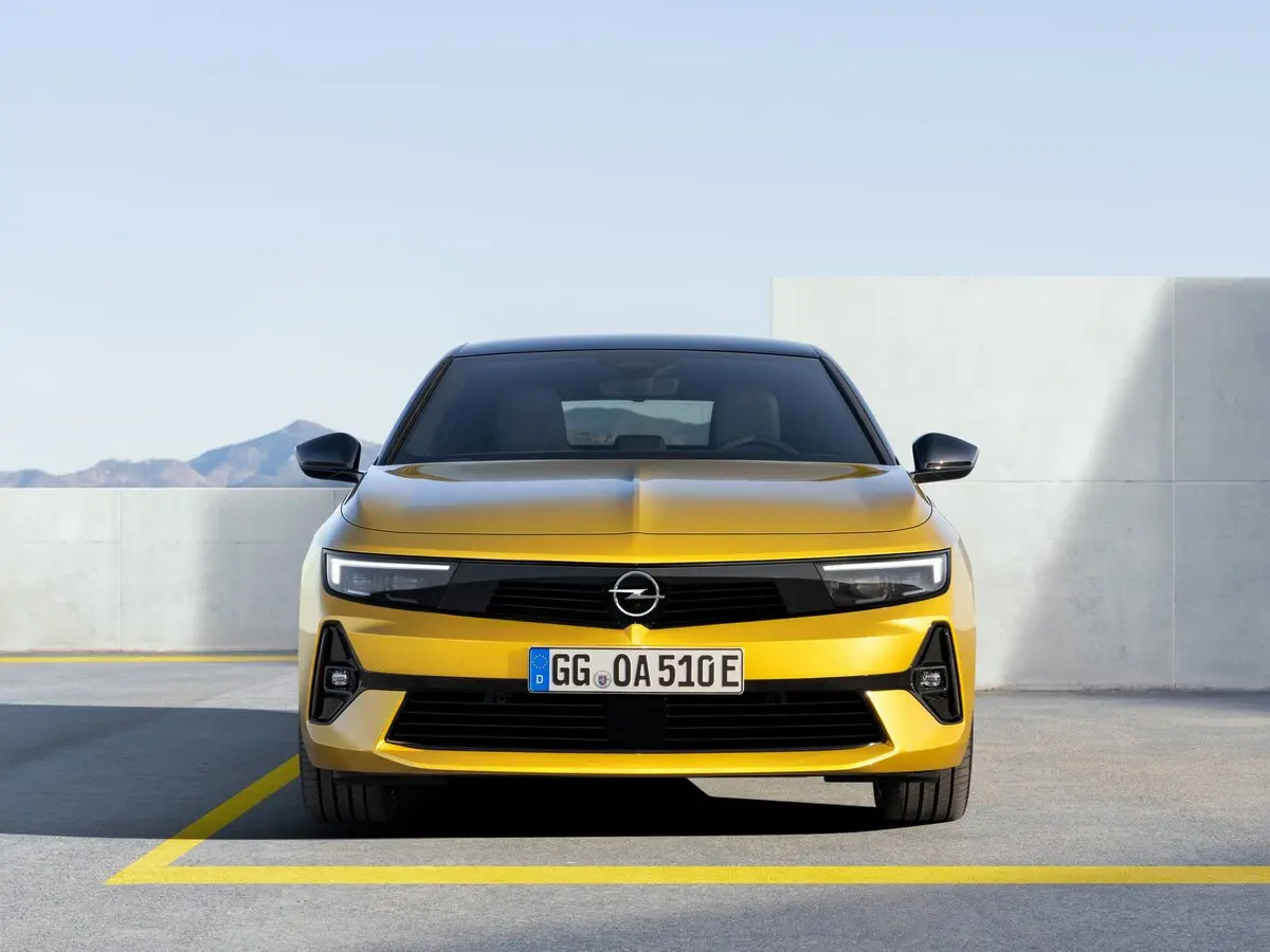 Opel Astra L Хэтчбек 5 дв. — фото 3