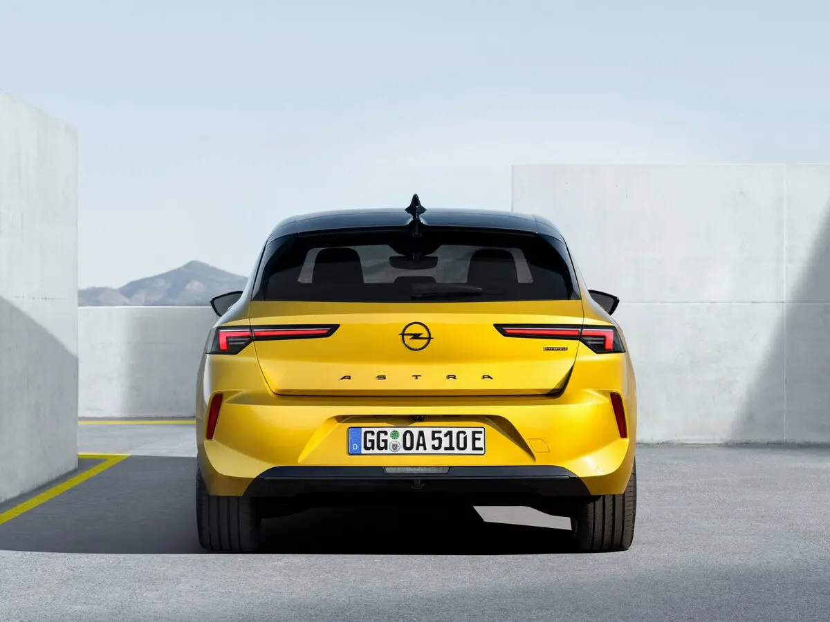 Opel Astra L Хэтчбек 5 дв. — фото 4