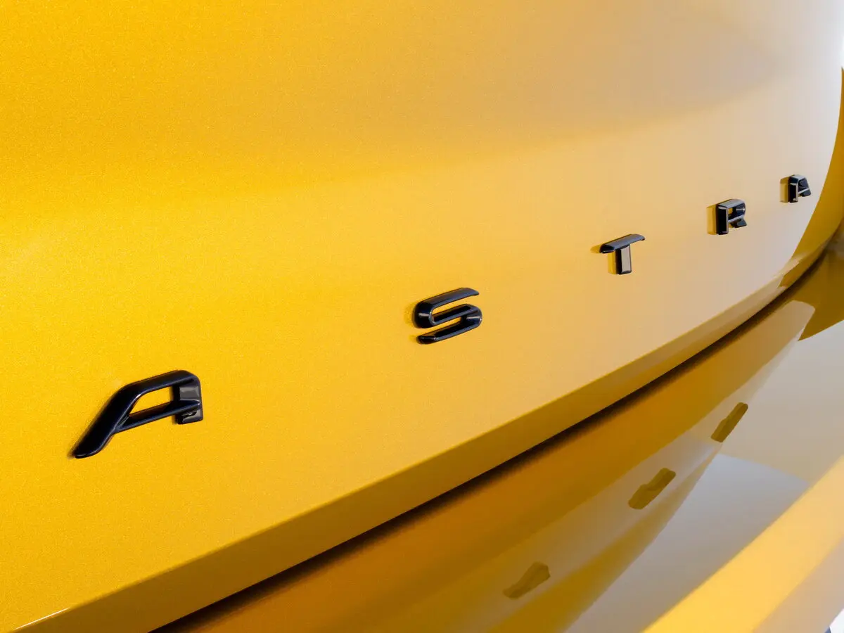 Opel Astra L Хэтчбек 5 дв. — фото 17