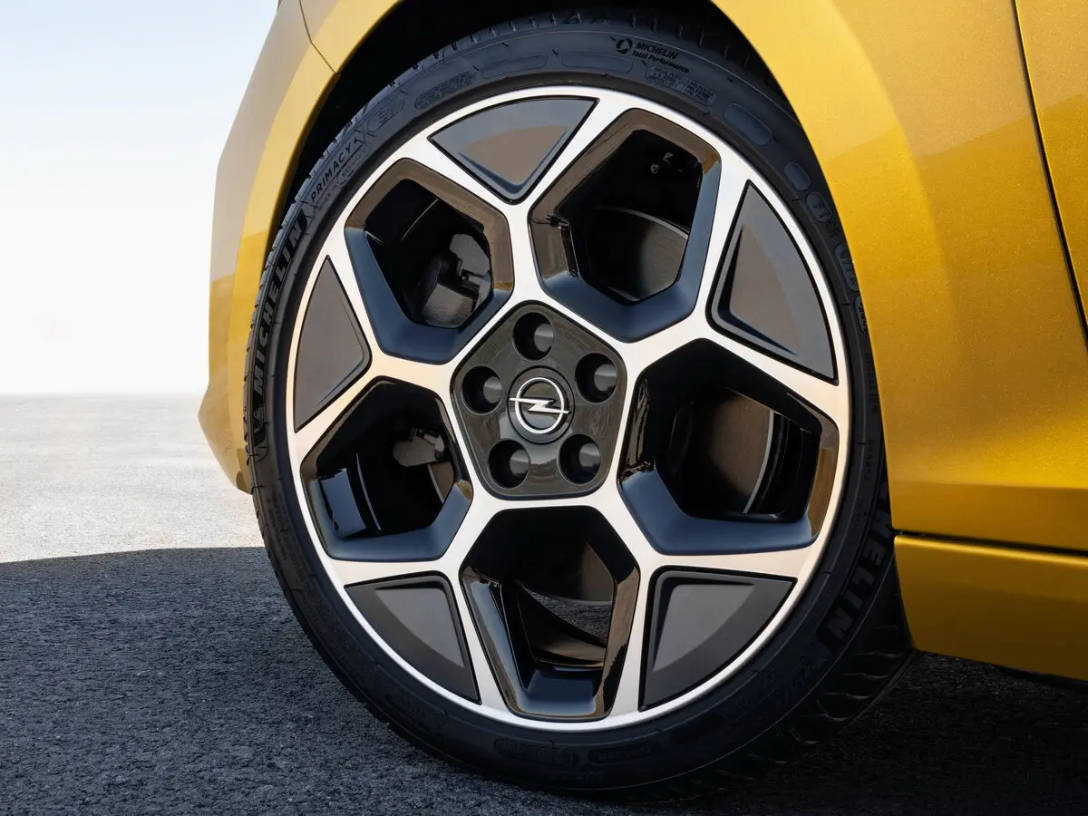 Opel Astra L Хэтчбек 5 дв. — фото 18