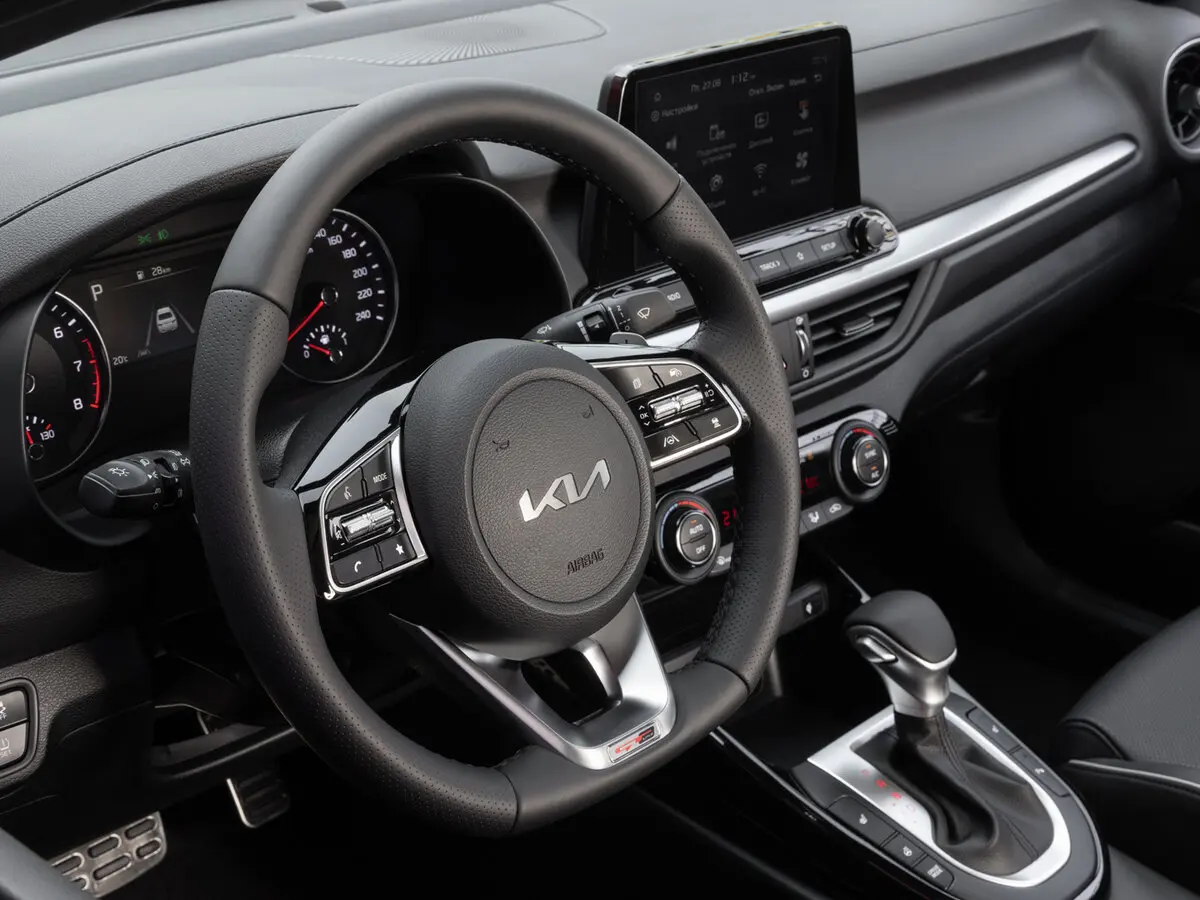 Kia Cerato IV Рестайлинг Седан — сүрөт 9