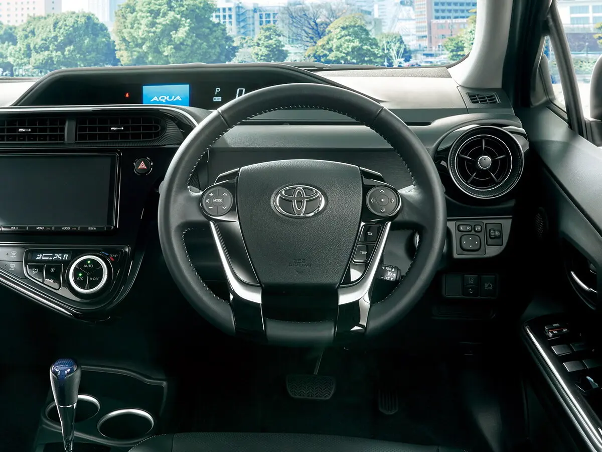 Toyota Aqua I Рестайлинг 2 Хэтчбек 5 дв. — фото 7
