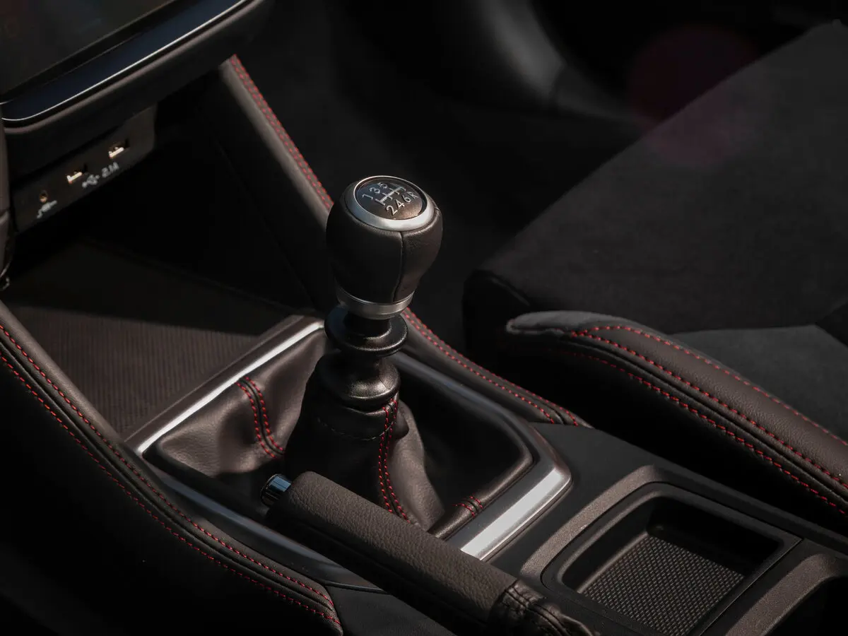 Subaru WRX II Седан — сүрөт 13