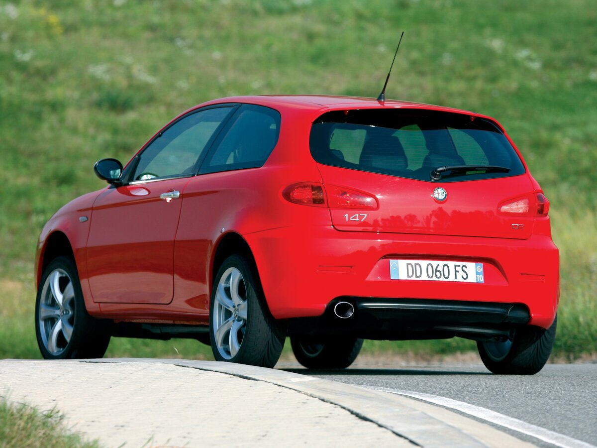 Alfa Romeo 147 I Рестайлинг Хэтчбек 3 дв.