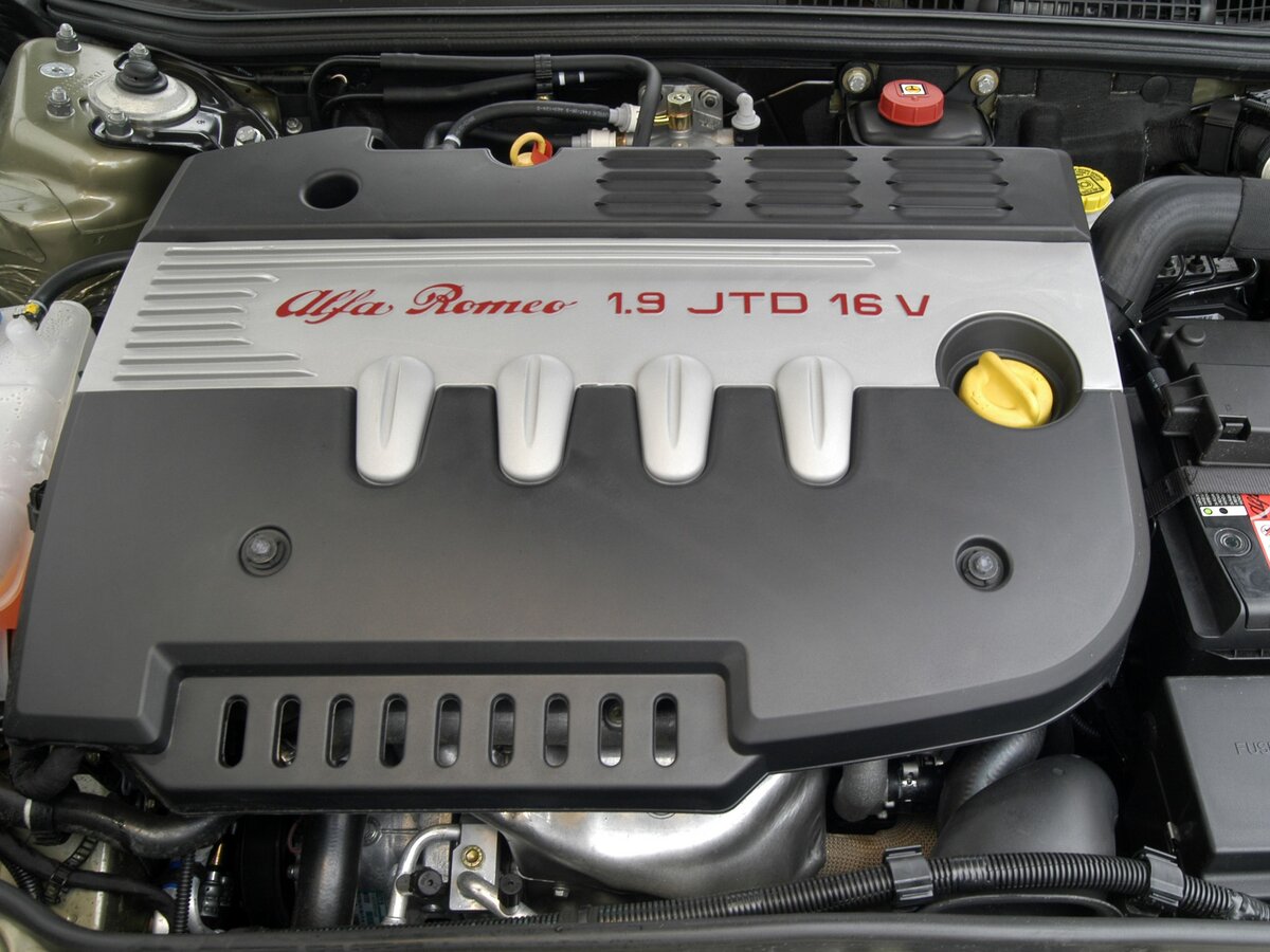 Alfa Romeo 147 I Рестайлинг Хэтчбек 3 дв.
