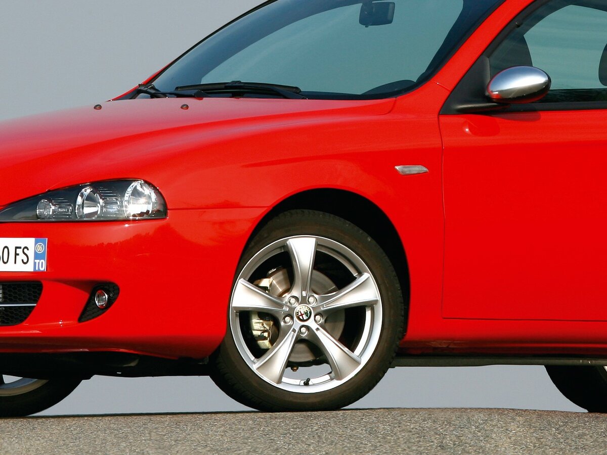 Alfa Romeo 147 I Рестайлинг Хэтчбек 3 дв.