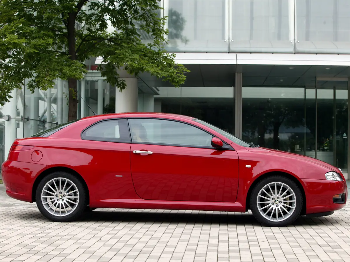 Alfa Romeo GT 2003 – 2010 Купе — сүрөт 2