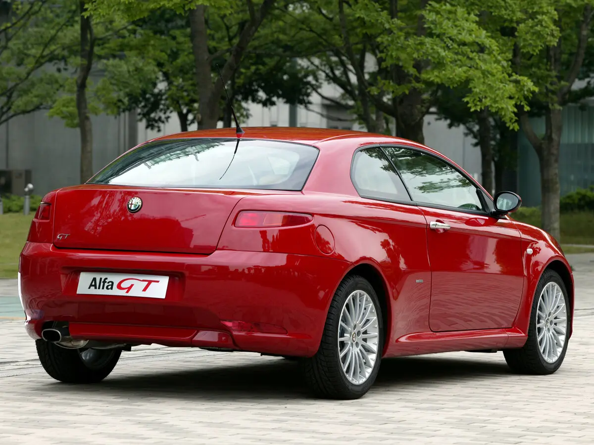 Alfa Romeo GT 2003 – 2010 Купе — сүрөт 5
