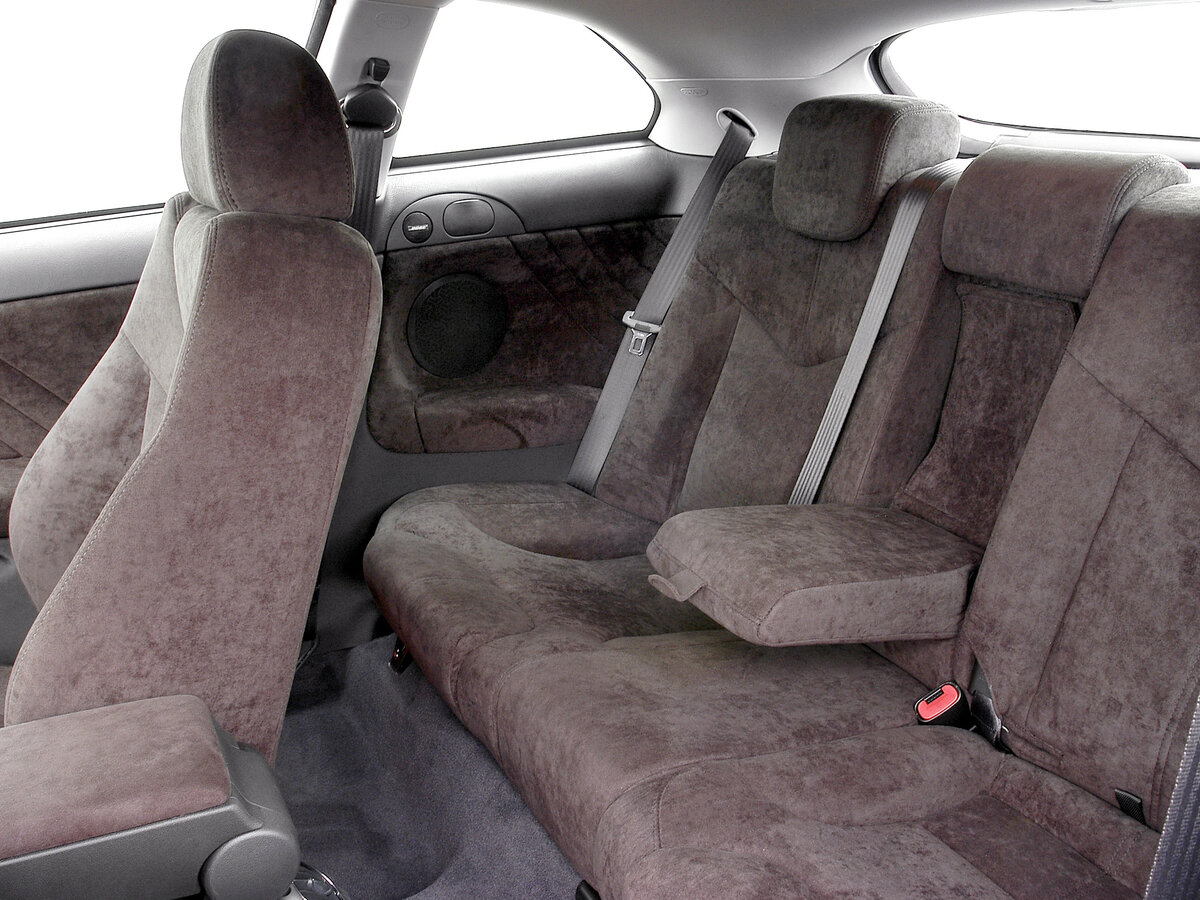 Alfa Romeo GT 2003 – 2010 Купе