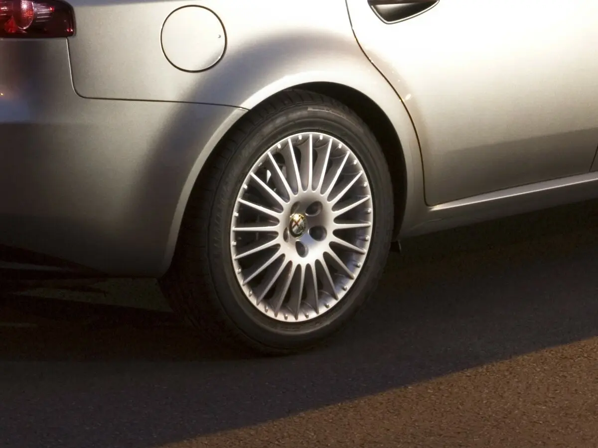 Alfa Romeo 159 2005 – 2011 Универсал 5 дв. — сүрөт 17