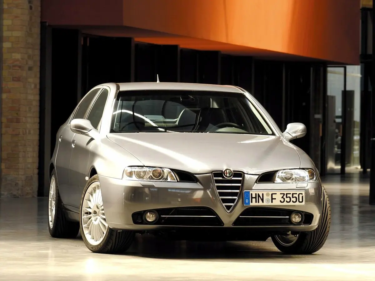 Alfa Romeo 166 I Рестайлинг Седан — photo 3