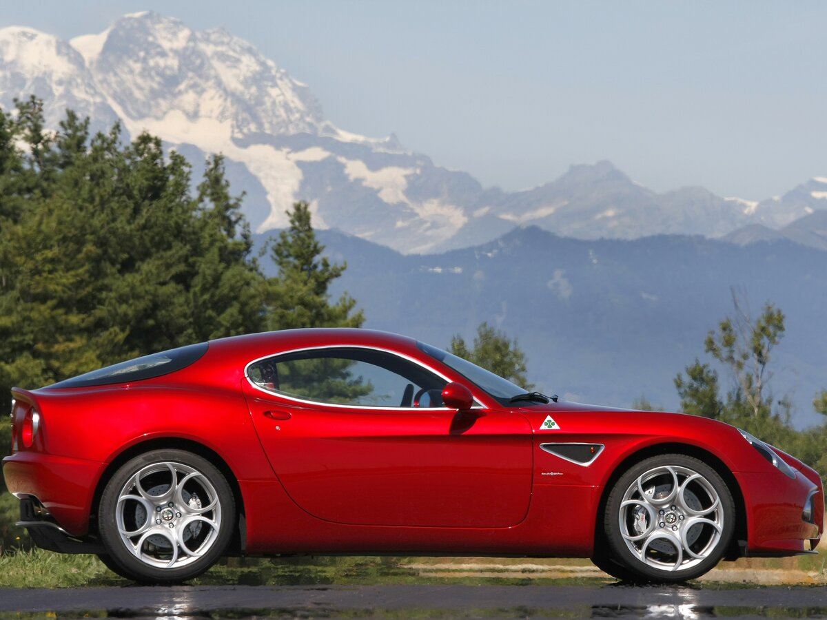 Alfa Romeo 8C Competizione 2007 – 2010 Купе — фото 2