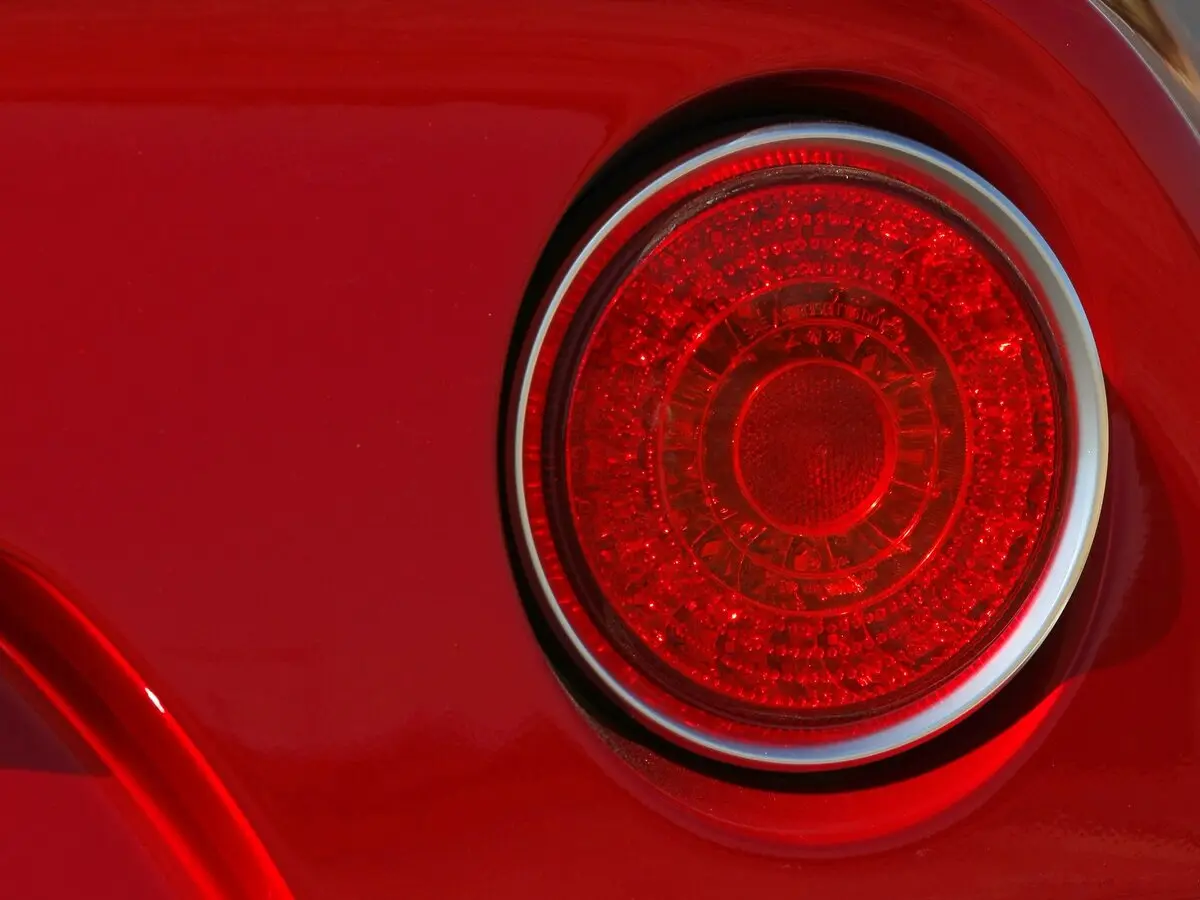 Alfa Romeo 8C Competizione 2007 – 2010 Купе — сүрөт 13