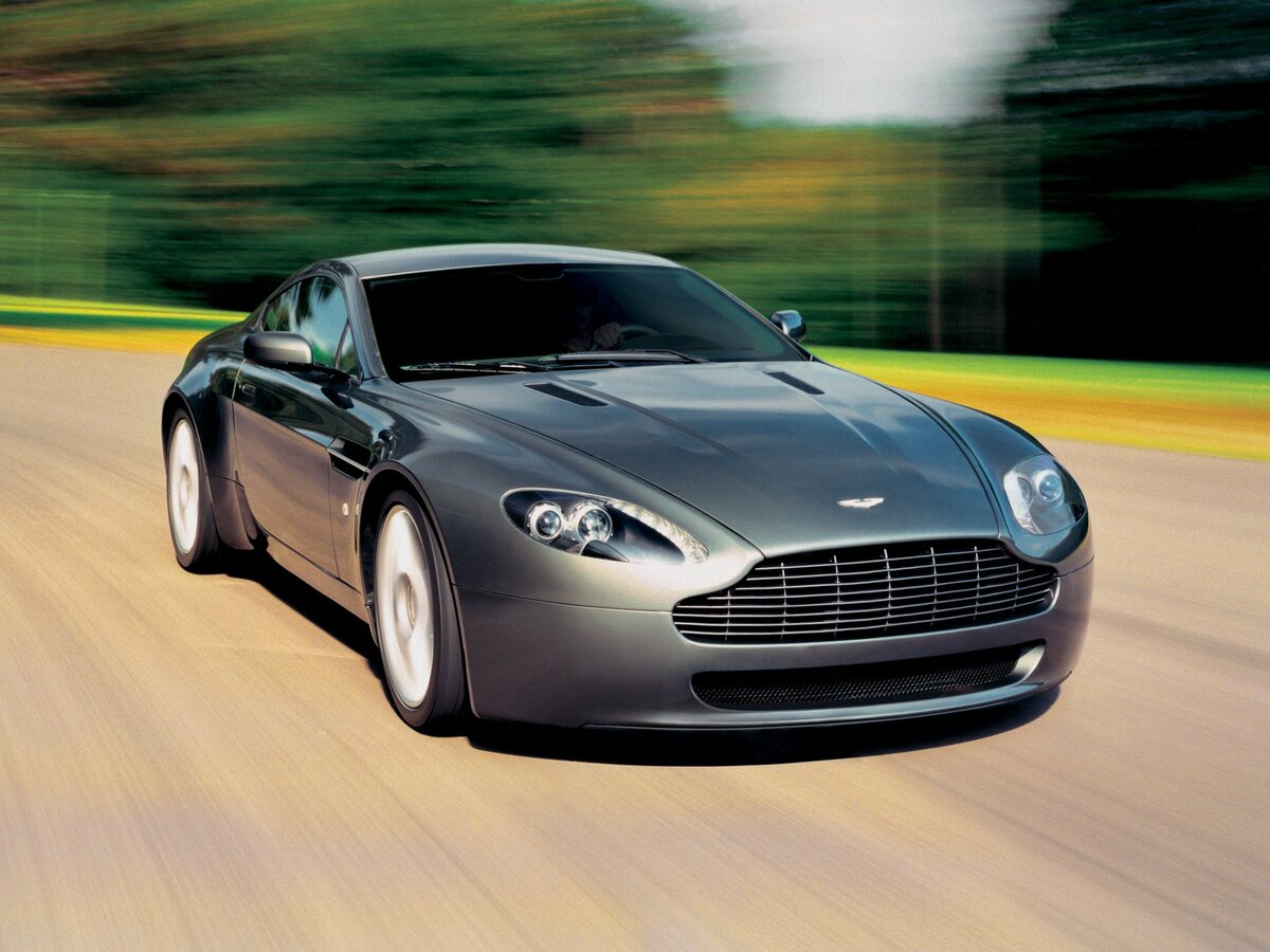 Aston Martin V8 Vantage III Купе