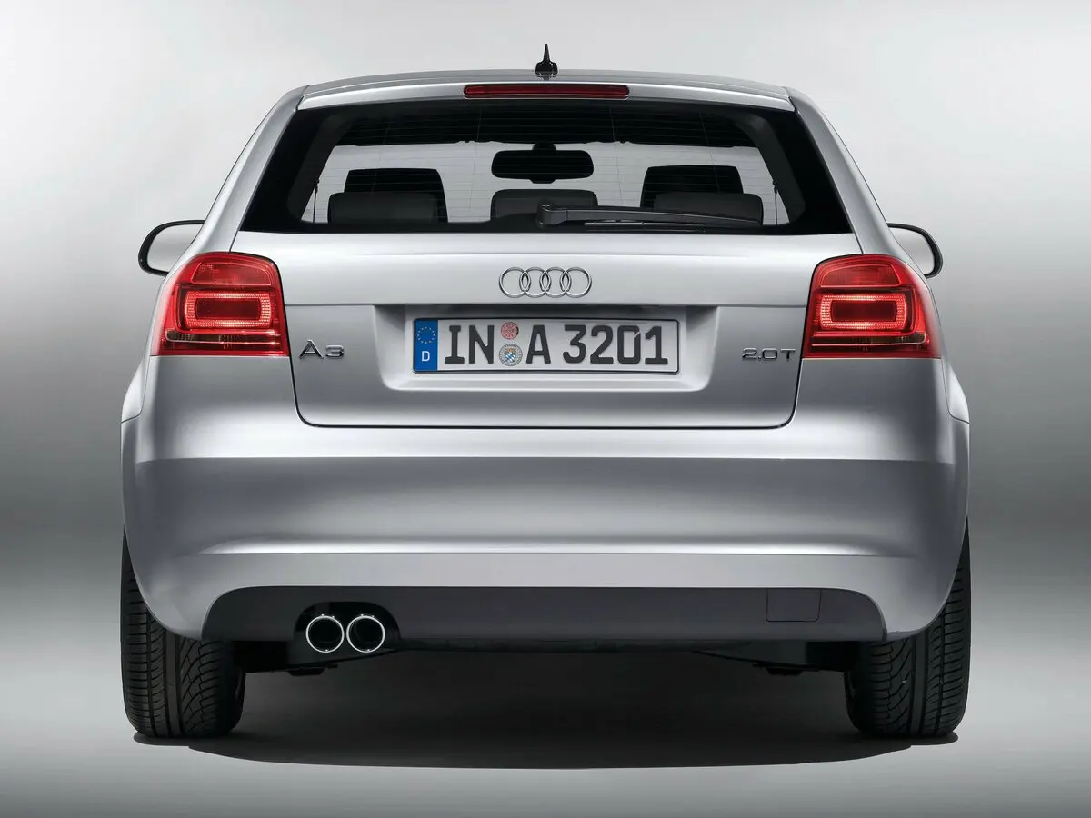 Audi A3 II (8P) Рестайлинг 2 Хэтчбек 3 дв. — сүрөт 4