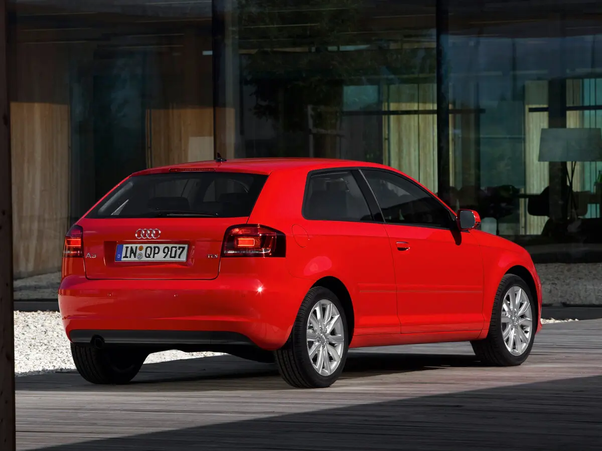 Audi A3 II (8P) Рестайлинг 2 Хэтчбек 3 дв. — сүрөт 5