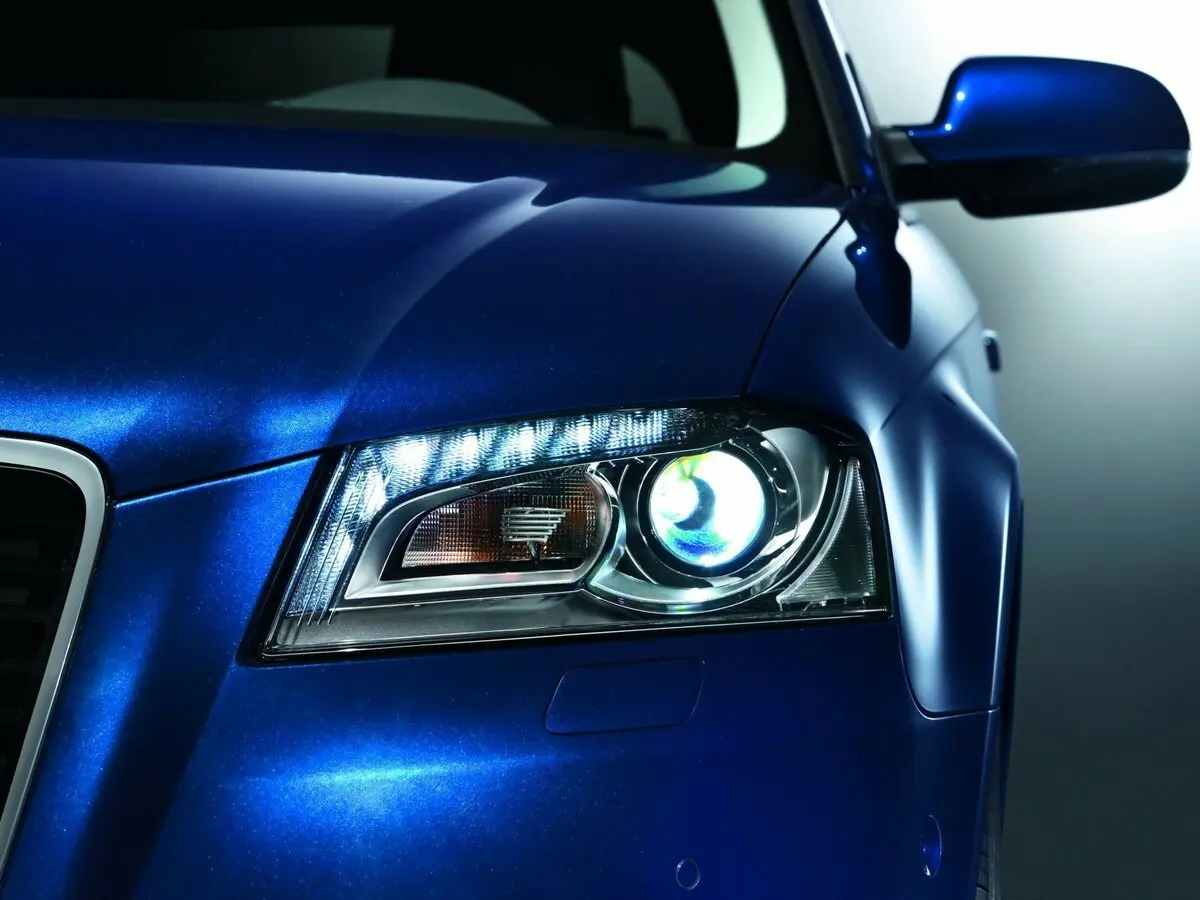Audi A3 II (8P) Рестайлинг 2 Хэтчбек 3 дв. — сүрөт 11