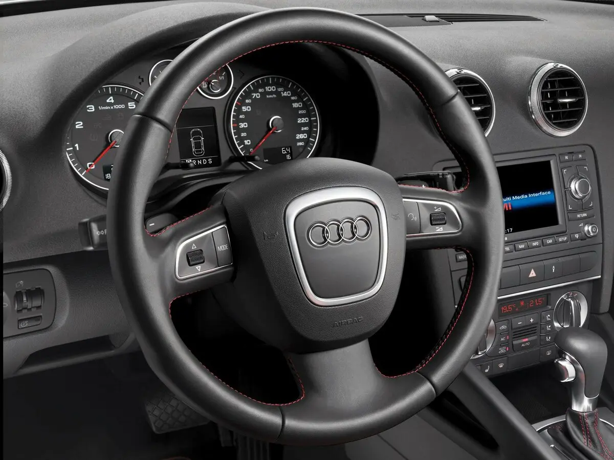 Audi A3 II (8P) Рестайлинг 2 Хэтчбек 5 дв. Sportback — сүрөт 8