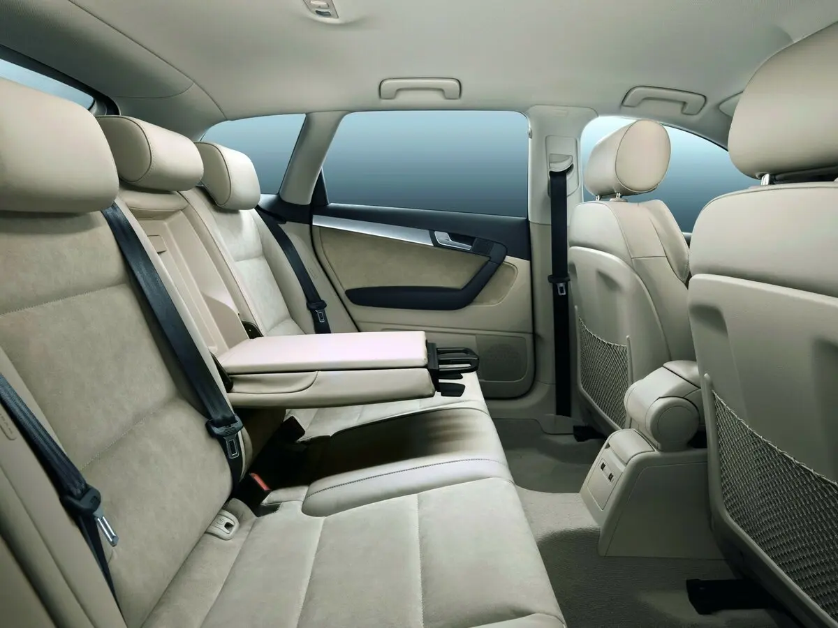 Audi A3 II (8P) Рестайлинг 2 Хэтчбек 5 дв. Sportback — сүрөт 9