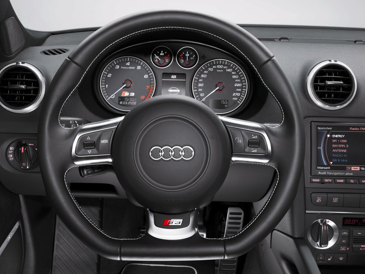 Audi S3 II (8P) Рестайлинг Хэтчбек 3 дв.