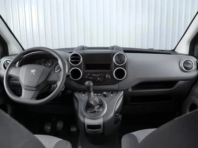 Peugeot Partner II Рестайлинг 2 Фургон Profi St — сүрөт 4