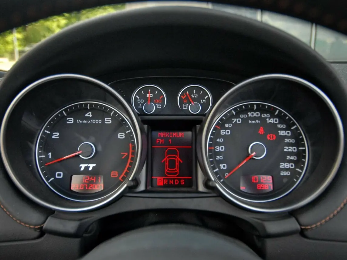 Audi TT II (8J) Родстер — сүрөт 9