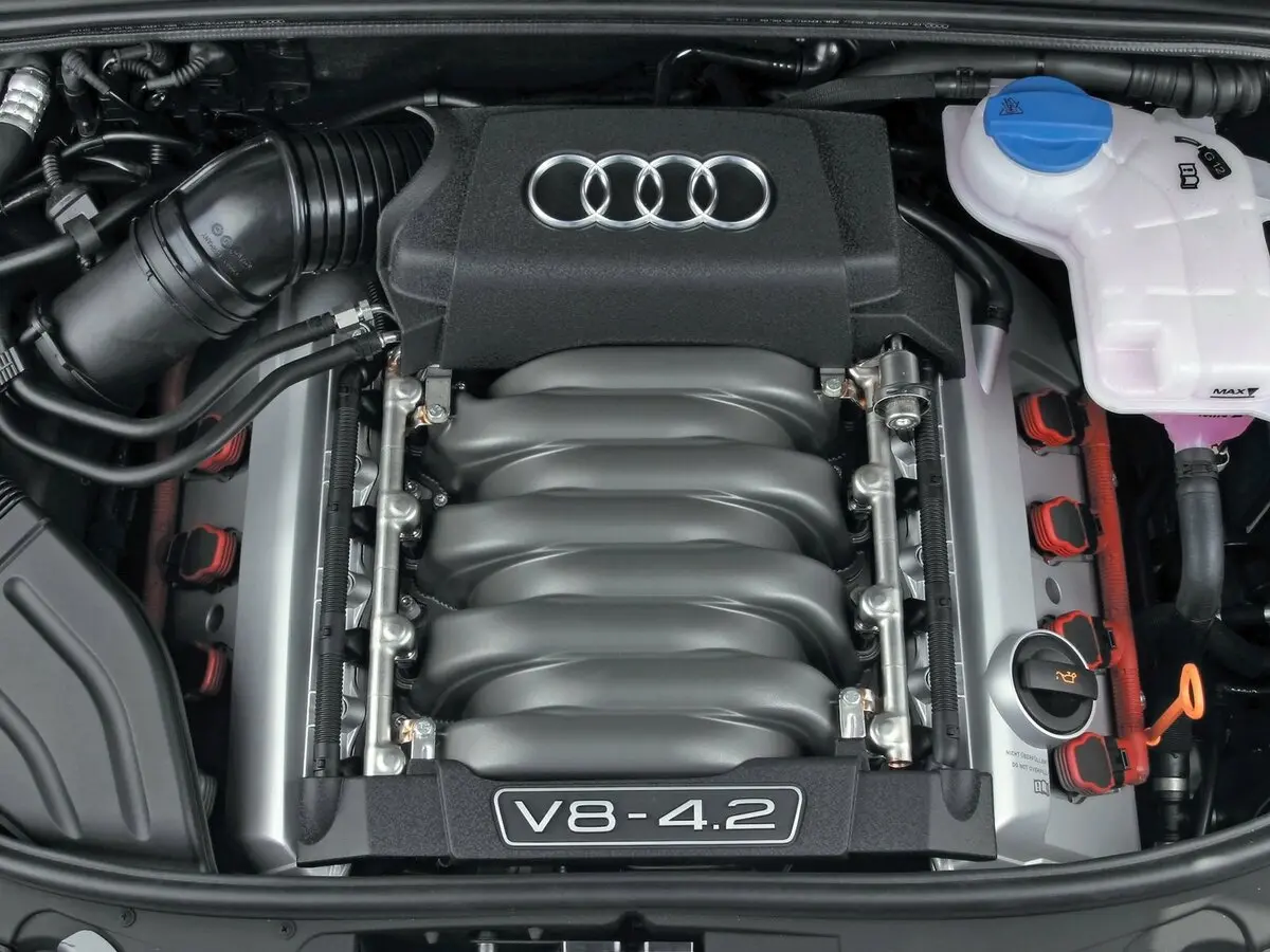 Audi S4 III (B7) Седан — сүрөт 7