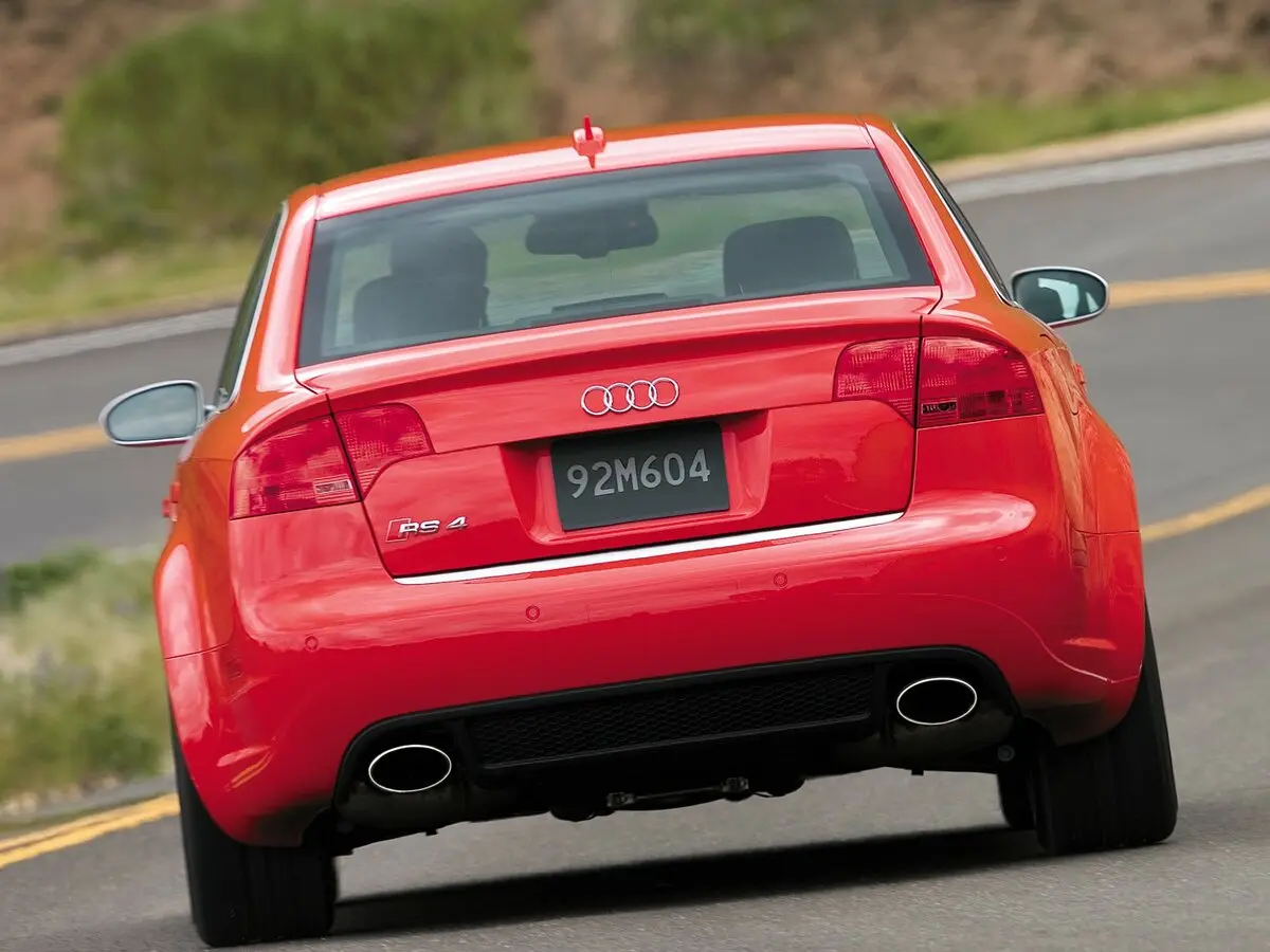 Audi RS 4 II (B7) Седан — сүрөт 4