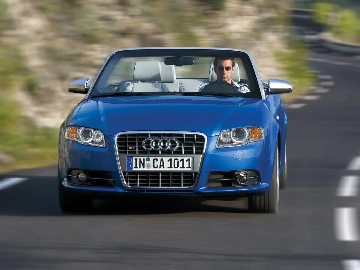Audi S4 III (B7) Кабриолет — сүрөт 2