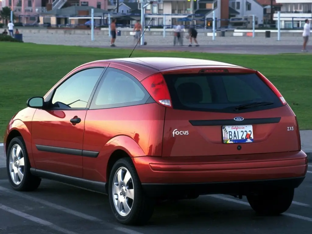 Ford Focus I (North America) Хэтчбек 3 дв. — фото 4