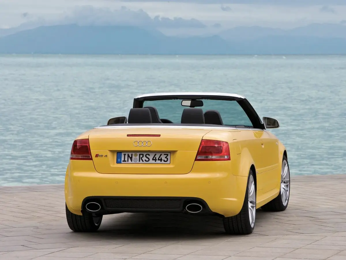 Audi RS 4 II (B7) Кабриолет — photo 4