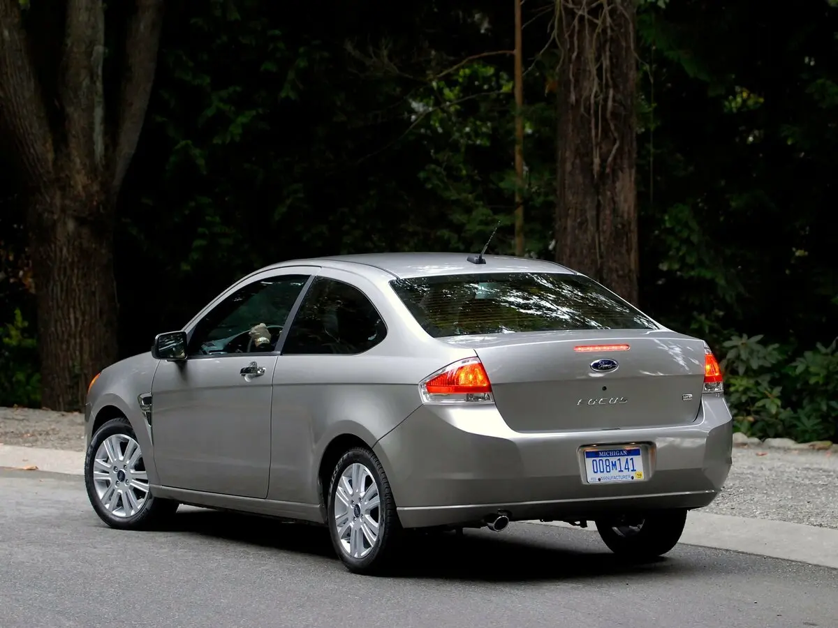 Ford Focus II (North America) Купе — фото 3